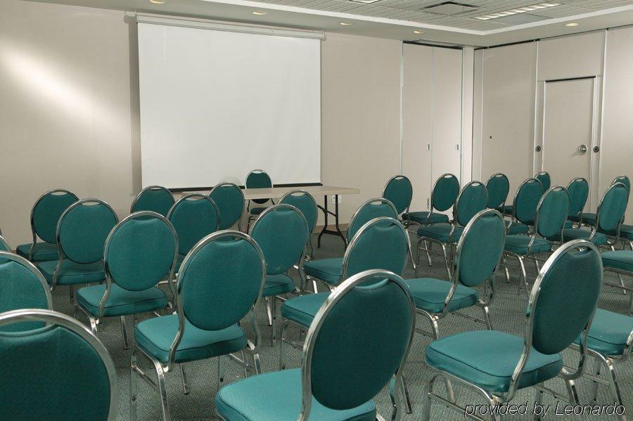 Residence & Conference Centre - Хамилтън Екстериор снимка